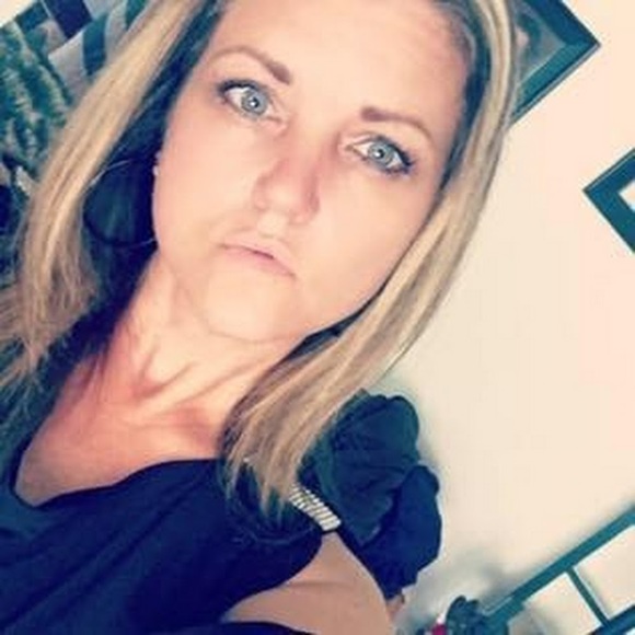 melaniej2873